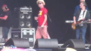 Cath   The Bluebells  Rewind Festival Scotland 2016