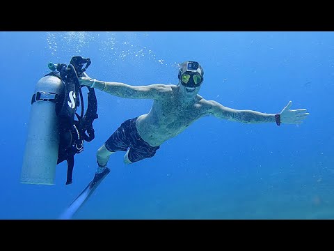 Diving the DEVILS THROAT in Mexico! 135ft Deep! INSANE!!