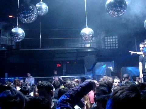 French Do It Better @ Queen (Muttonheads - Around The World)