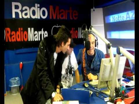 KID SLAM E G.SIMIOLI "RADIO MARTE " ospitano CLEMENTINO (RAP STAR FEA FABRI FIRBRA) PARTE 1