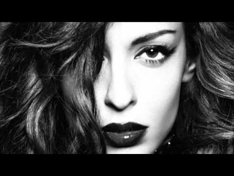 Eleni Foureira & Claydee - Get This Party Started @ Madwalk by Vodafone