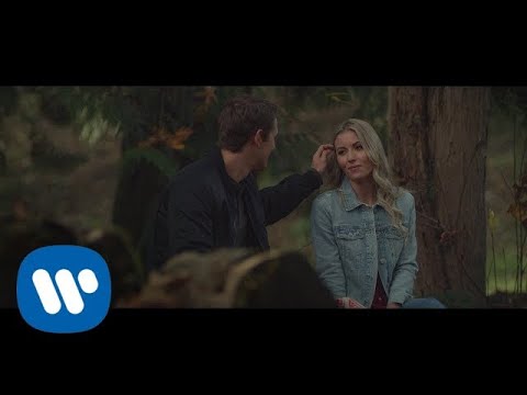 download lagu mp3 mp4 Country Thunder, download lagu Country Thunder gratis, unduh video klip Country Thunder