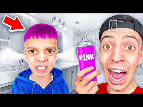 Mein KLEINER BRUDER MAX lebt 1 TAG wie ICH! 😲 (geht schief)