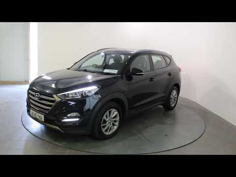 Hyundai Tucson 2.0 D Executive 4WD Auto - Image 2