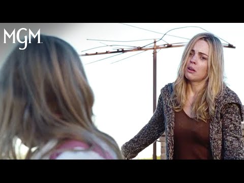 Chelsea Walks Off The Roof