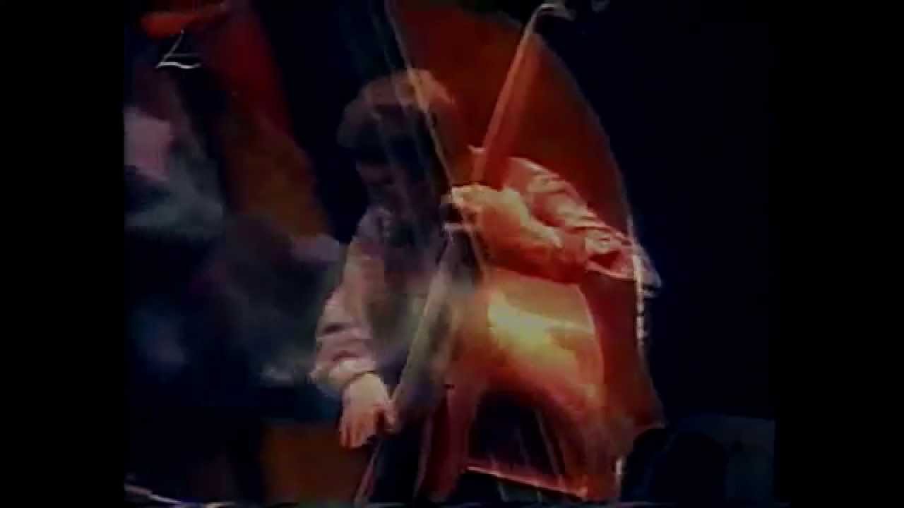 Charlie Haden: Lonely Woman - YouTube