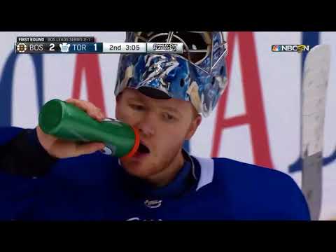 Pastrnak hittar Marchand