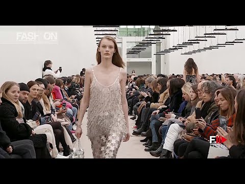 PACO RABANNE Fall 2018/2019 Paris - Fashion Channel