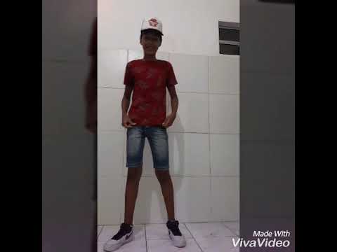 Matheus yurley dançando música de mc Elvis e fleshinho