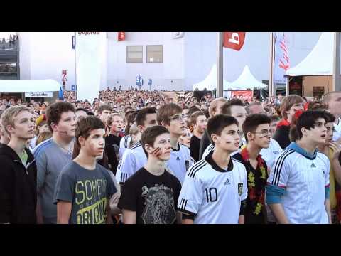 EM 2012 Public Viewing 22.06.2012 im Breuningerland Ludwigsburg