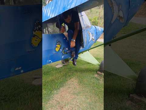 ENTRANDO NO AVIÃO , CIDADE DE SARDOÁ MG