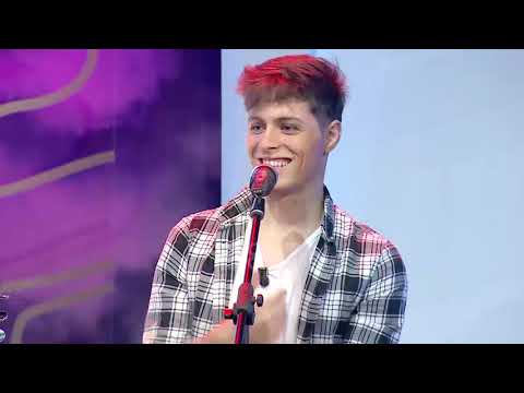 Maroon 5 - Girl like you - Cover by Gentian Disha