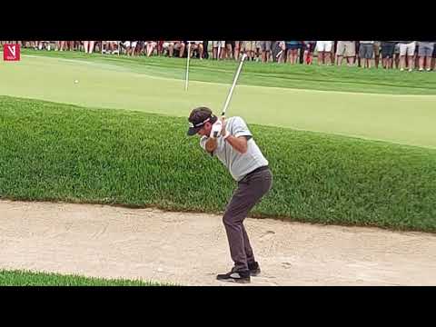 Gary Bates Golf Academy: Tour Swing Analysis: Bubba Watson bunker shot