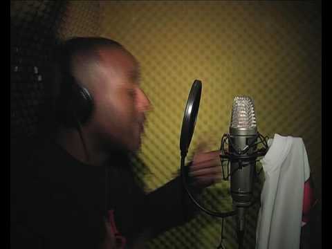 Lee-Jo feat Dowds - Stay logged In