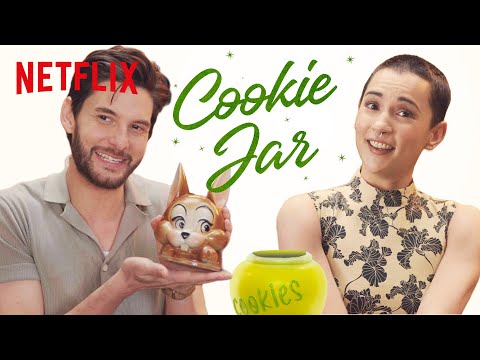 afbeelding Jessie Mei Li and Ben Barnes Answer To A Nosy Cookie Jar