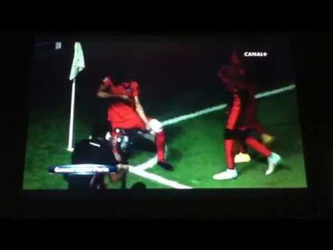 Célébration de Cavani  Nicosie - PSG 0-1