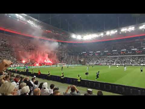 Frankfurt vs. West Ham | Borré trifft zum 1-0 im Europa League Halbfinale 2022