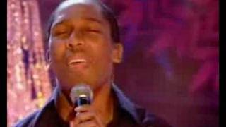 Lemar Somebody should tell you Live 2006