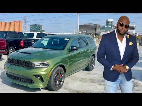 I HAD TO DO IT 2021 DODGE DURANGO HELLCAT SHEESH THIS SUV IS CRAZY NICE