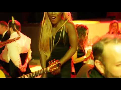 Roaming Girl Showreel - Available from AliveNetwork.com