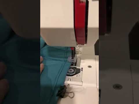 Janome 525A mini sewing machine with twin needle