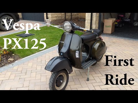 Vespa PX125 First Ride