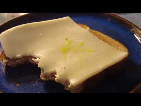 MongoTV_8109 - ENGLISH VLOG - Have a Good Friday - Eating Toast Bread With Chees