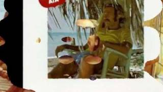 Musik-Video-Miniaturansicht zu Please Take Your Drunken 15 Year Old Girl Friend Home Songtext von Jimmy Buffett