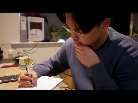 How to teach yourself A-level maths! (And do really well)