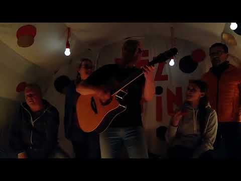 Tomek Jarmużewski z Zespołem - 01 - Pod górę