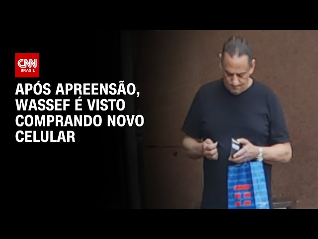 Frederick Wassef é visto em loja de telefonia depois de ser alvo da PF |  CNN Brasil