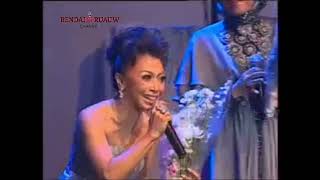 Download lagu RUMPIES - NURLELA || Vina Panduwinata, Atiek CB, Malyda, Trie Utami (Konser Vina) mp3