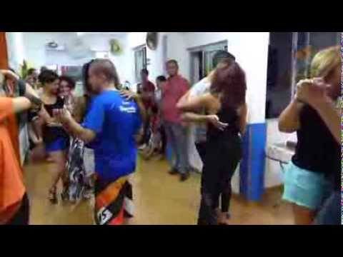 Baila Mundo - Roda dos aniversariantes (Aniversário da professora Mara Santos)