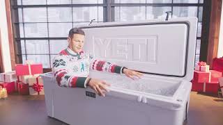 Sport Chek Dropping gifts not the gloves | Corey Perry