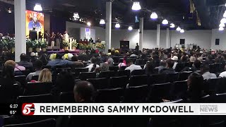 Hundreds gather to remember north Minneapolis restaurateur Sammy McDowell