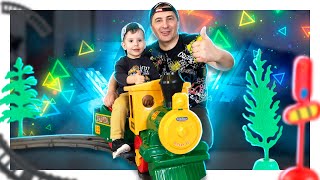Паровозик Peg Perego SANTA FE ! Вот это сюрприз! Распаковка и сборка. Трофимка рад! #дети #паровозик