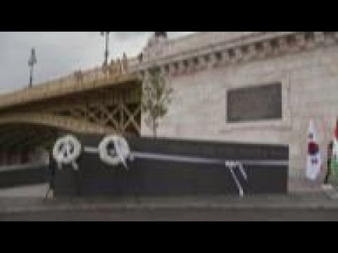 Memorial to victims of Hungarian ship disaster