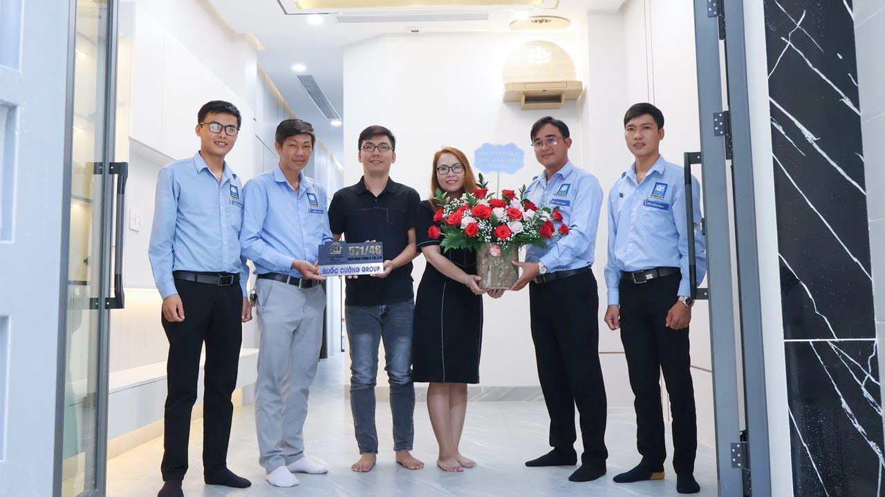 Lễ bàn giao nhà chị Kim Oanh Quận 10 Nhà phố 3 lầu mái BTCT
