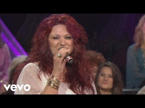 Charlotte Ritchie - Down To The River To Pray (Live)