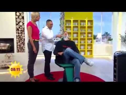 Old school barber shop in Berlin برلين