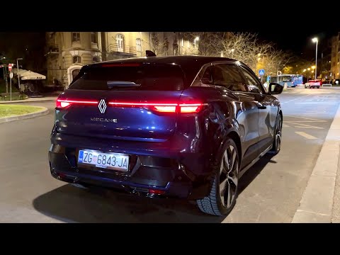 RENAULT MEGANE E-TECH 2023 – Nachtfahrt in der Stadt (COOLE Umgebungslichter und Cockpit)