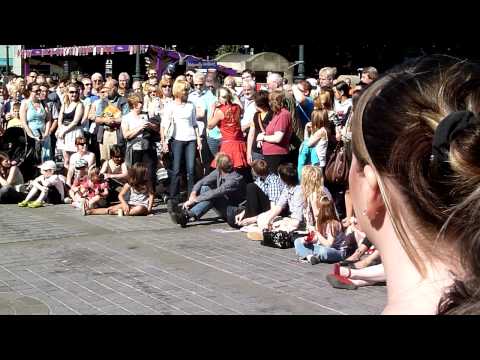 Edinburgh - 15/08/2010 pink lady part 1