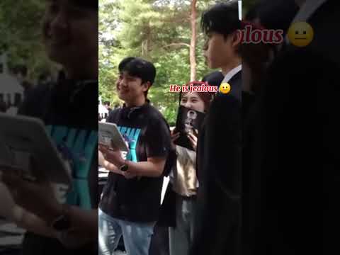 When Song Kang gets jealous..#songkang#kimyoojung#kdrama #behindthescene#jealousy #mydemon #宋江#金裕貞