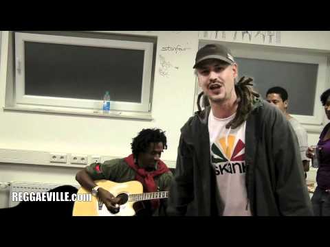 Backstage Jam Session: Ky-Enie feat. Ganjaman & Cornadoor @ Reggaeville Weekender 2011
