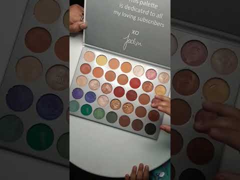 Even my daughter loves Morphe Jaclyn hill palette❤❤ #JaclynHill #Morphe #makeuplovers