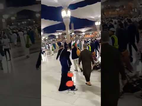 madina Sharif ki new short video namaj padhne ki fazilat like and subscribe karo please #🌹