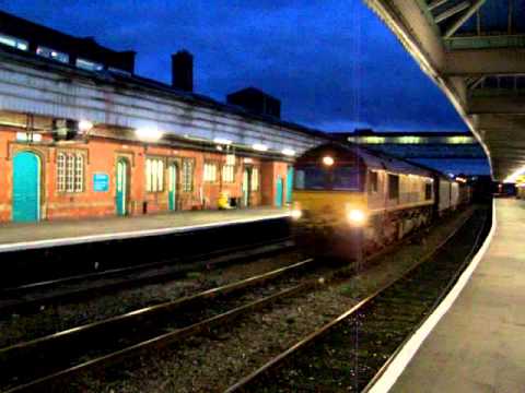 Shrewsbury 22-11-11: 66151 6M86 Margam - Dee Marsh