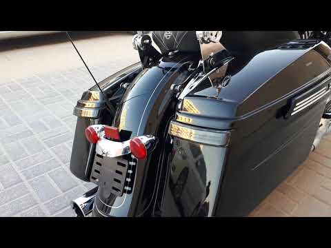 2016 Harley Street Glide Black Bagger Acc