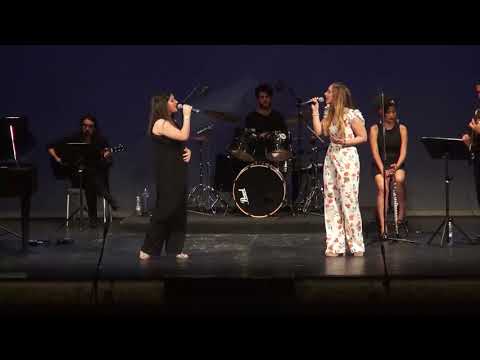 NAIARA TARÍ Y ALBA TOLEDO - No me doy por vencido | EMYC Talent Festival 2018 [ACTUACIÓN]