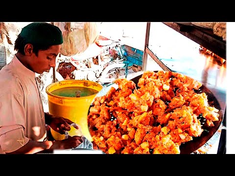 Crispy Fritters | Easy way of making pakoray | Fritters on roadside | Pakistan Street Food